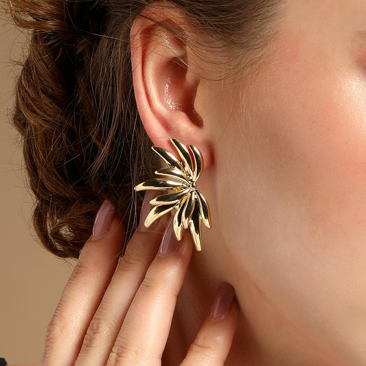 Western and Stylish Palm Tree Shape 18KT Gold Plated Dangle Earring