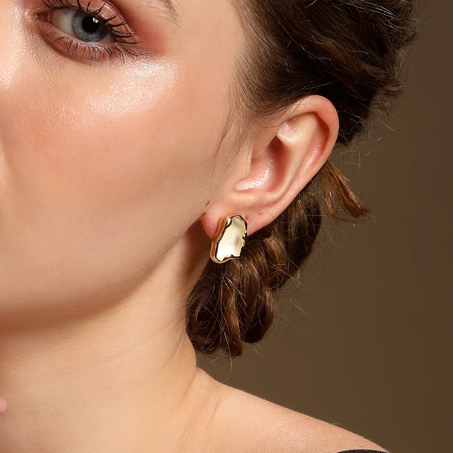 Melt Irregular Circular Design 18KT Gold Plated Stud Earring