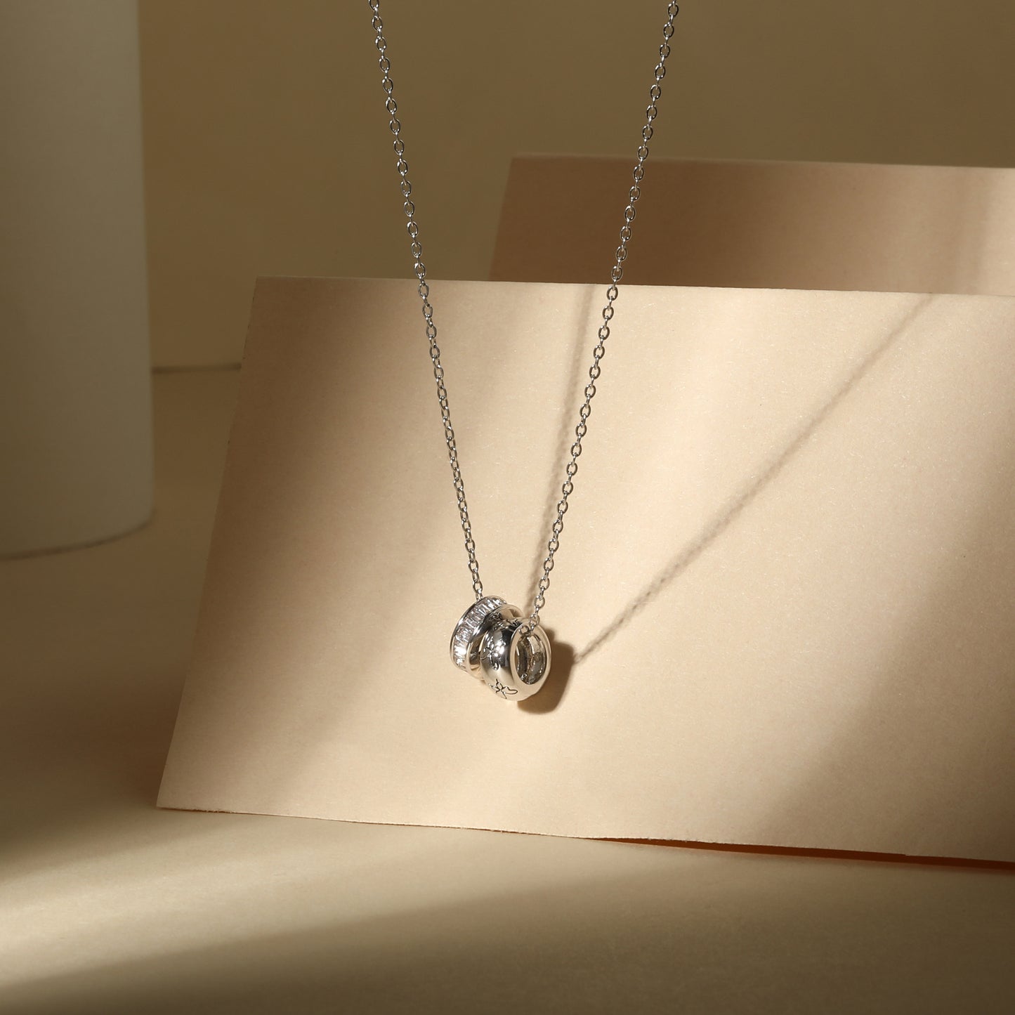Personalized Ring Butterfly Design Silver Plated Zircon Pendant Chain