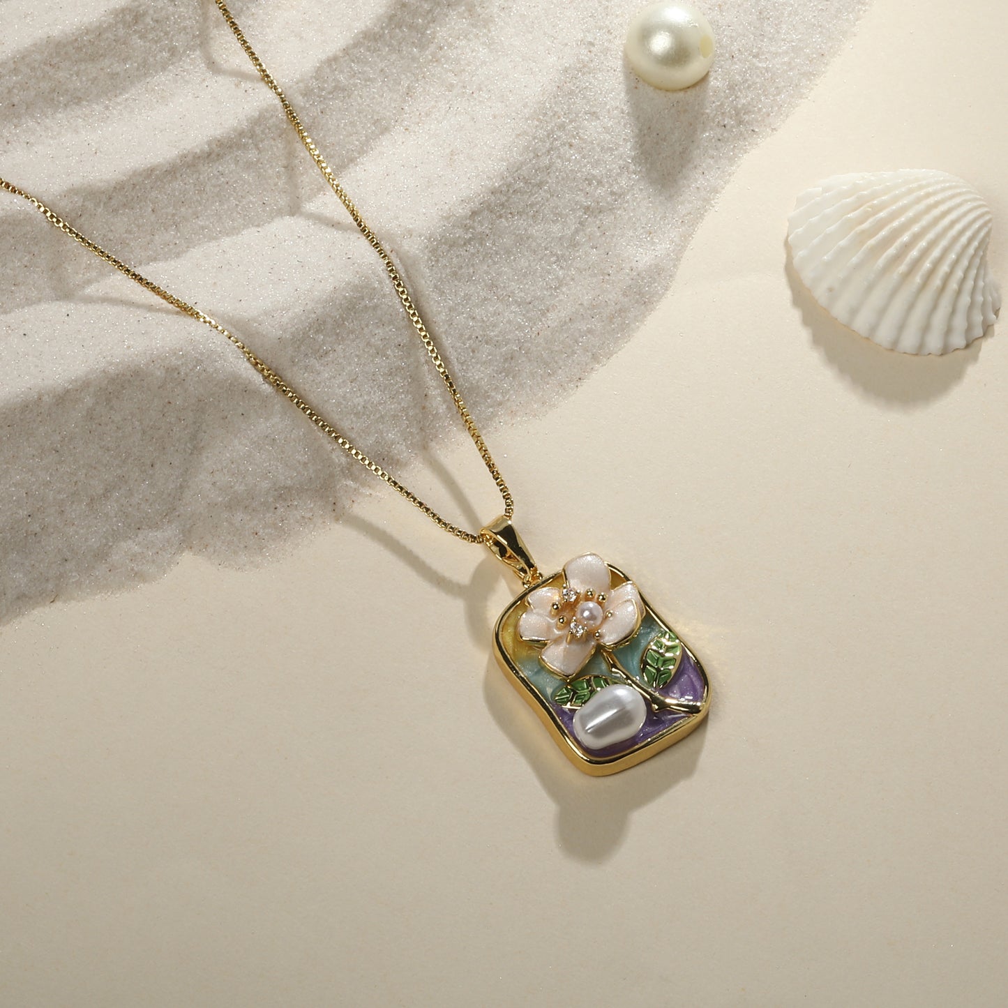 Square Shaped Flower Leaf Glow Pearl 18KT Gold Plated Pendant Chain