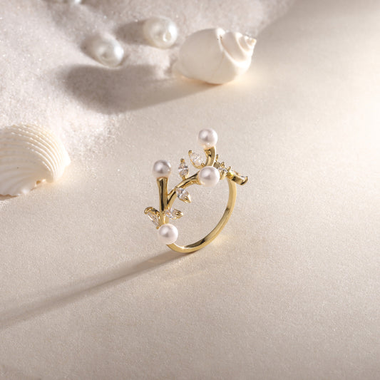 Freshwater Leaf 18kt Gold Plated Adjustable Pearl Finger Ring