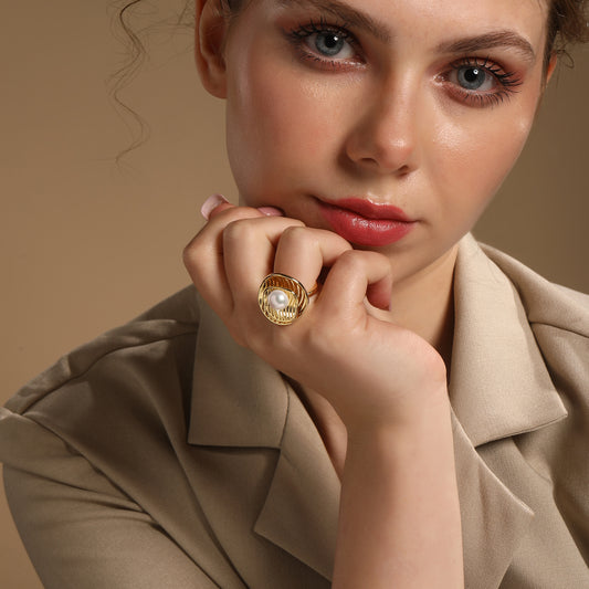 Oval Shape 18kt Gold Plated Adjustable Pearl Finger Ring