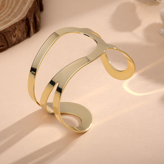 Excellent Designer 18KT Gold Plated Adjustable Cuff Bracelet