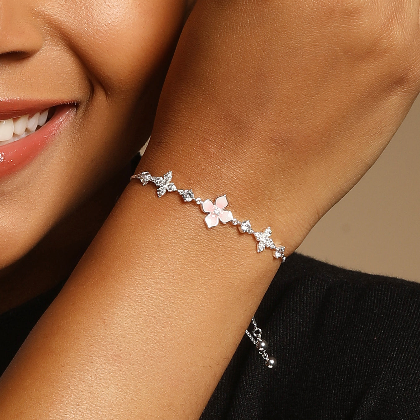Flower Design Silver Plated Adjustable Bracelet