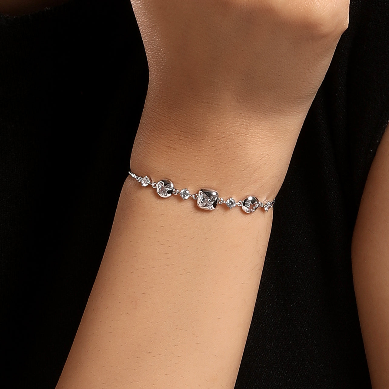 Star Design Silver Plated Adjustable Bracelet