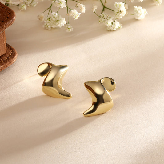 Tide Twist 18KT Gold Plated Stud Earring