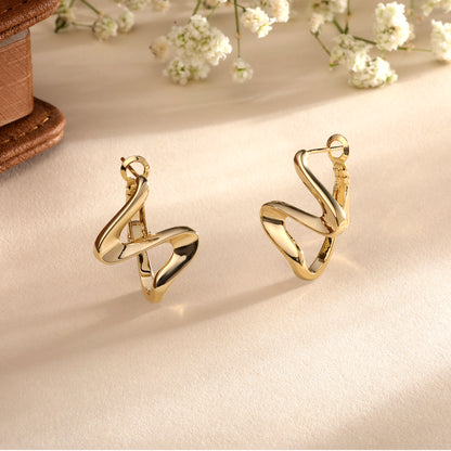 Aesthetic Fluid Design 18KT Gold Plated Stud Earring