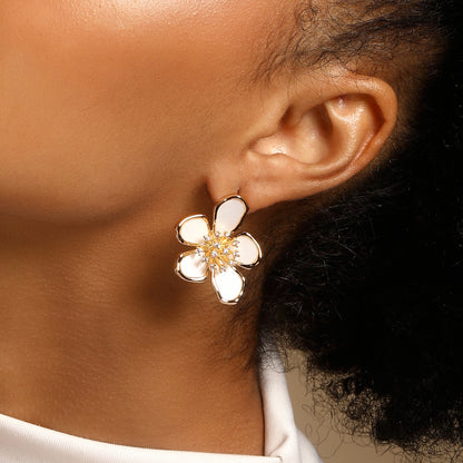 Floral Shine Design 18KT Gold Plated Zircon Stud Earring