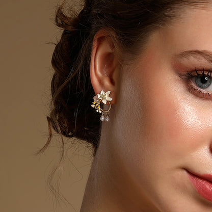Bee Flower Design 18KT Gold Plated Pearl Dangle Earring