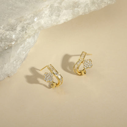 Bloom Crest Design 18KT Gold Plated Zircon Stud Earring