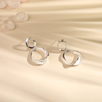 Twisted Dual Circle Shaped Silver Plated Dangle Earring