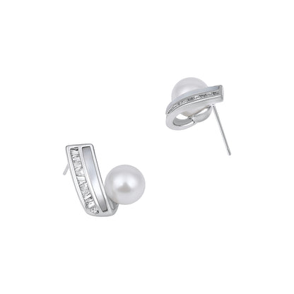 Elegant Crystal Freshwater Pearl Silver Plated Stud Earring