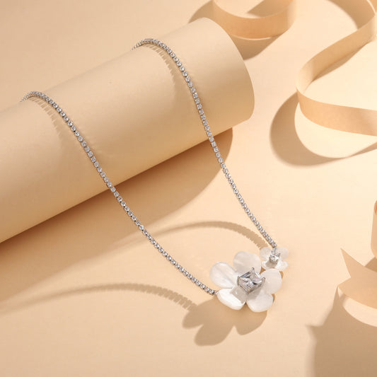 Flower Shape Silver Plated Zircon Pendant Chain