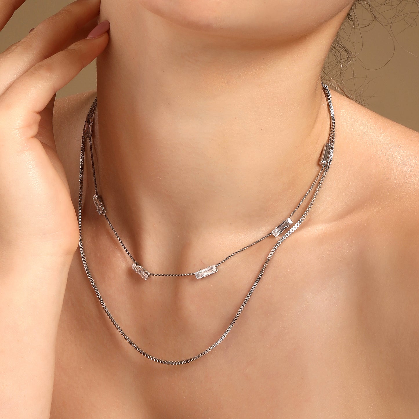 Impressive 2 Layered Silver Plated Zircon Necklace Chain