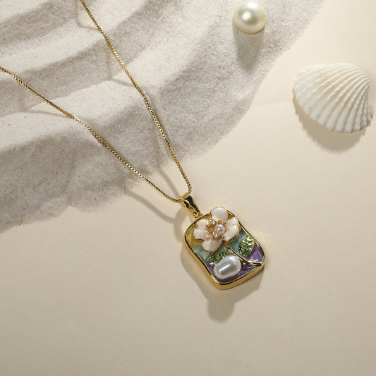 Square Shaped Flower Leaf Glow Pearl 18KT Gold Plated Pendant Chain