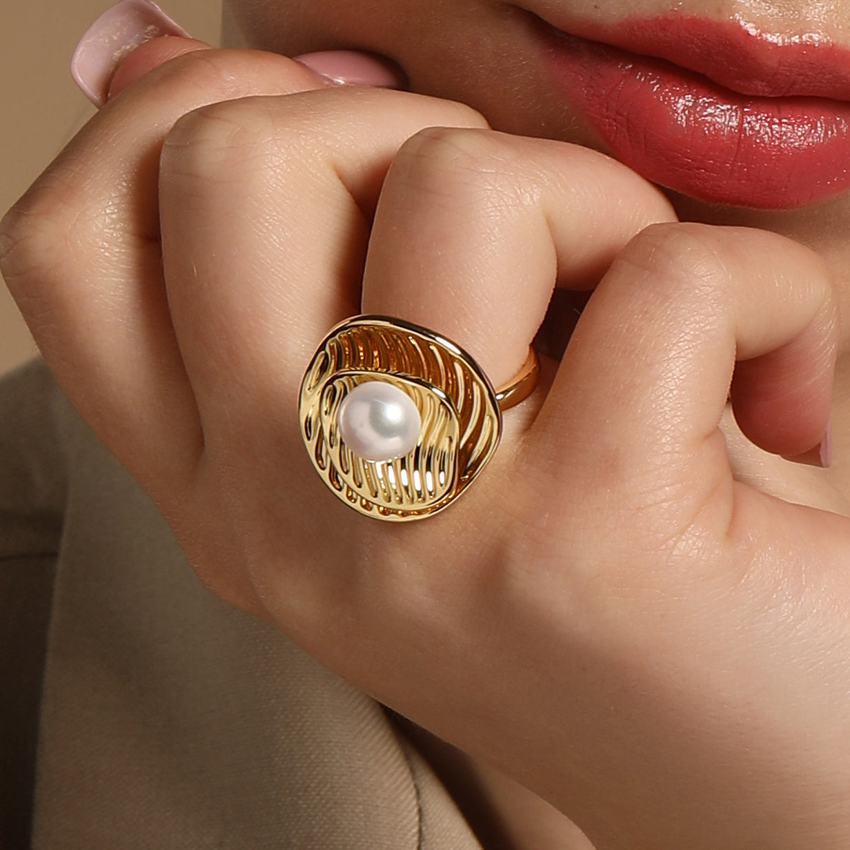 Oval Shape 18kt Gold Plated Adjustable Pearl Finger Ring