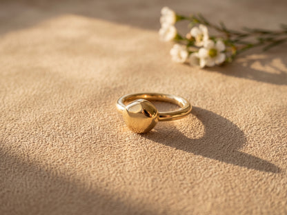 Facet Cut Gold Nugget Solitaire Band Ring